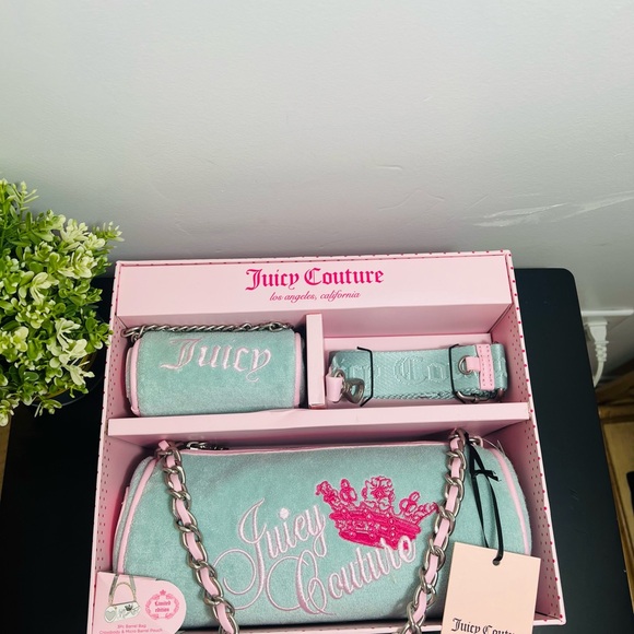 Juicy Couture Heritage Barrel Bag 3PC Gift Set - Mint & Pink NEW - Picture 6 of 14